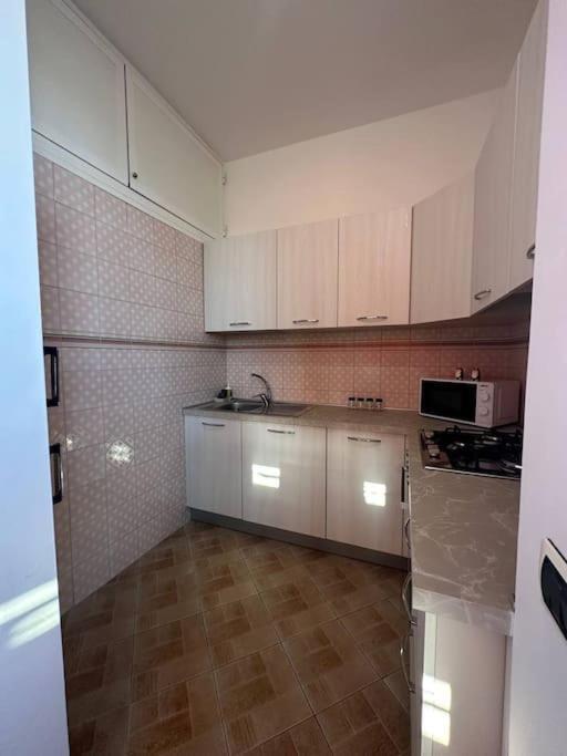Centocelle, Metro C Luminoso Quadrilocale Apartment Rome Bagian luar foto